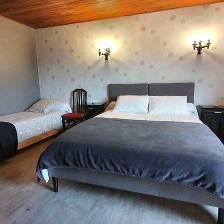 Bed and Breakfast La Grange Des Roches Roses Anchenoncourt-et-Chazel Esterno foto